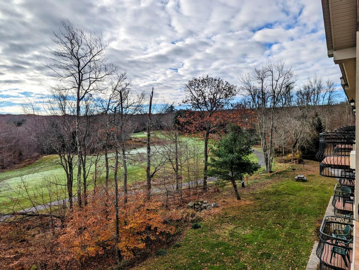 The Willowbrook Golf Hotel At Split Rock Lake Harmony Exterior foto